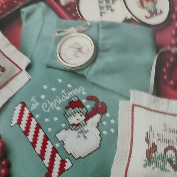 Leisure Arts Lots of Christmas Cross Stitch Patterns Snowman, Santa, Elf, Angel - Picture 7 of 9
